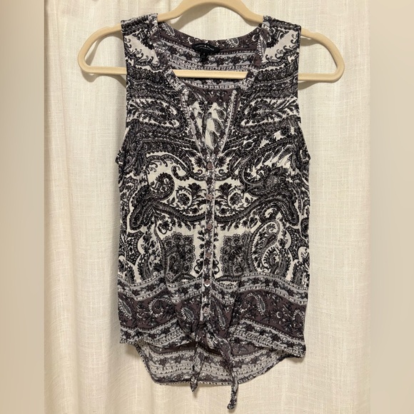 Lucky Brand Black and White Paisley Tie-Front Tank Top Women's size S - Picture 1 of 8